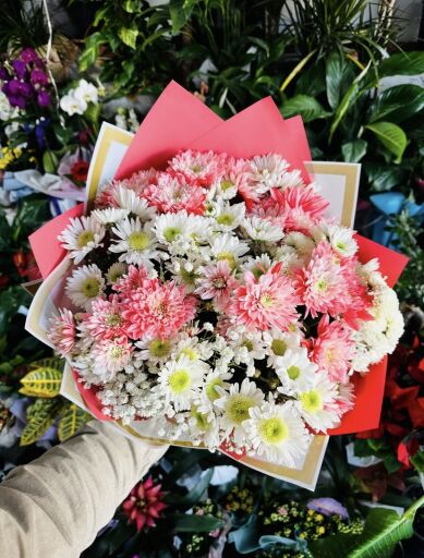 MEVSİM ÇİÇEKLERİ BUKETİ