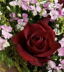 Bukette Hüsnüyusuf & Kırmızı Güller