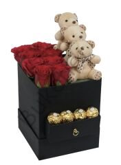 Siyah Kutuda Kırmızı Güller Çikolata & Ayıcık